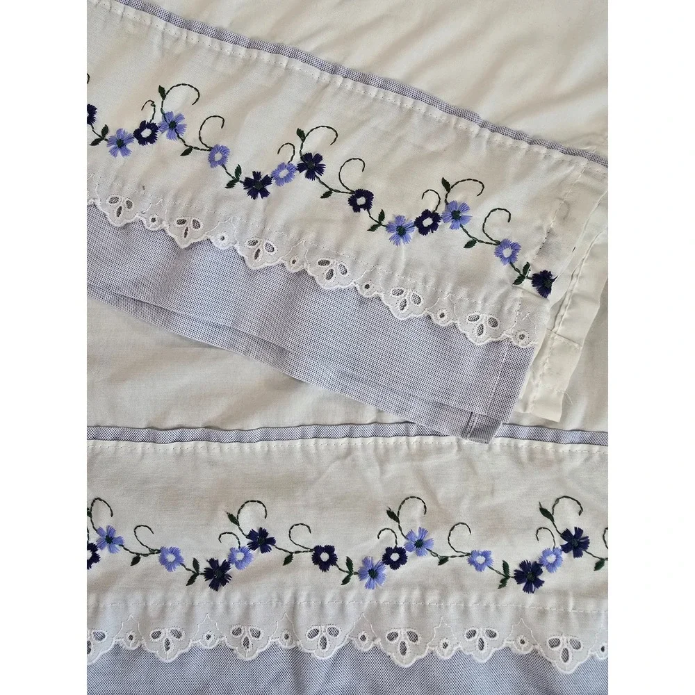 Vintage Embroidered Floral Cafe Curtains 2 Panels Eyelet Lace Cottagecore Chic